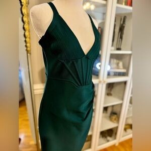 Fits snatched makes you have a waist